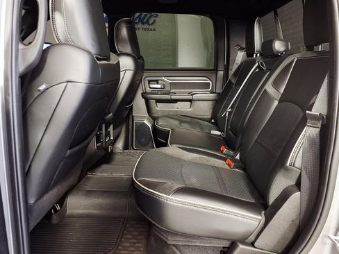 Used 2024 RAM 2500 Laramie w/ Night Edition AWD/4WD image 9