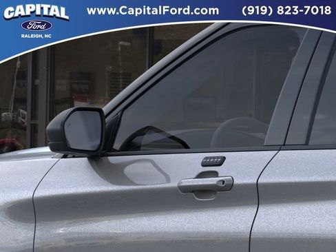 New 2026 Ford Explorer Active w/ Active Comfort Package RWD image 20