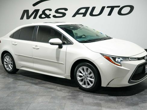 Used 2020 Toyota Corolla XLE FWD image 7