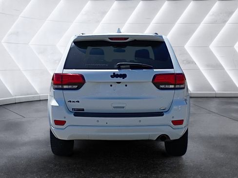 Certified 2021 Jeep Grand Cherokee Laredo X AWD/4WD image 5