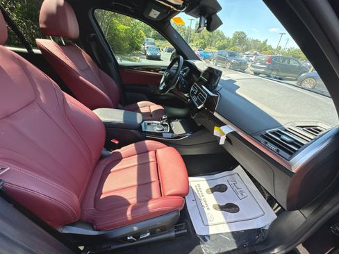 Used 2024 BMW X3 sDrive30i w/ Premium Package RWD image 33