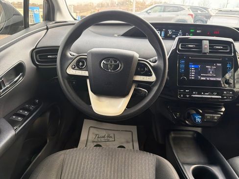 Used 2017 Toyota Prius One image 13