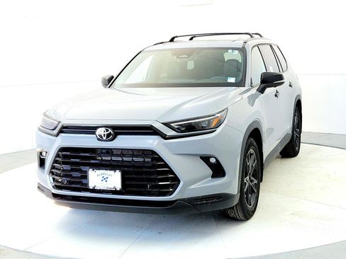 New 2026 Toyota Grand Highlander AWD Hybrid image 2