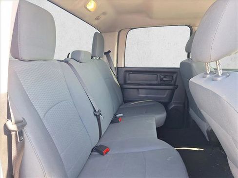 Used 2018 RAM 1500 Express image 14
