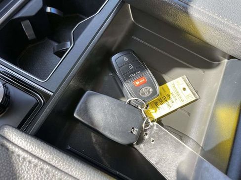 Used 2024 Toyota Tundra SR5 w/ SR5 Premium Package image 31