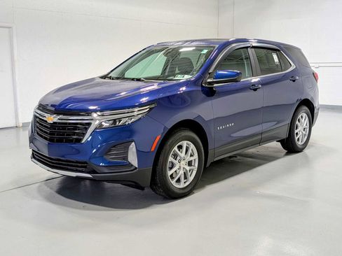 Certified 2022 Chevrolet Equinox LT AWD/4WD image 1
