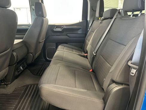 Used 2023 Chevrolet Silverado 1500 LT AWD/4WD image 29