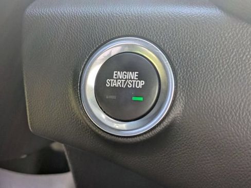 Used 2023 GMC Terrain SLE w/ Driver Convenience Package FWD image 24