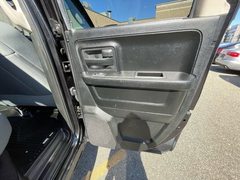 Used 2016 RAM 1500 Express w/ Black Ram 1500 Express Group AWD/4WD image 21