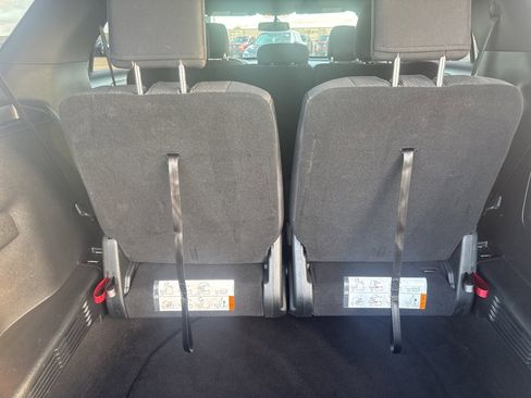 Used 2019 Ford Explorer XLT w/ Equipment Group 201A image 19