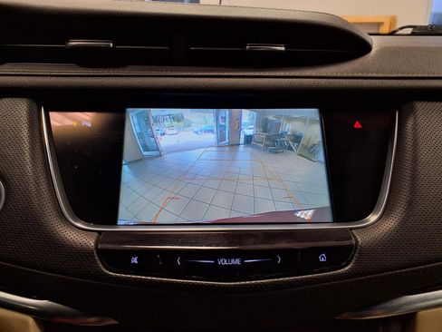 Used 2019 Cadillac XT5 Luxury FWD image 25