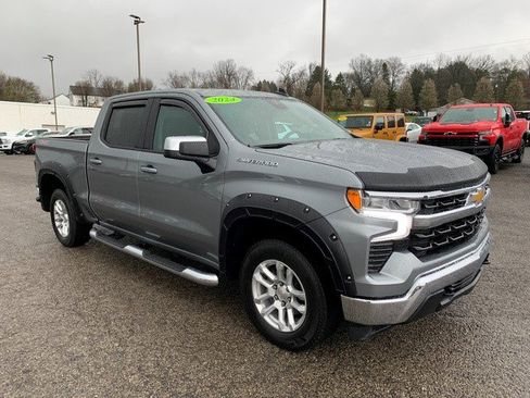 Certified 2024 Chevrolet Silverado 1500 LT AWD/4WD image 10