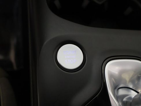 Used 2022 INFINITI QX50 Essential image 57