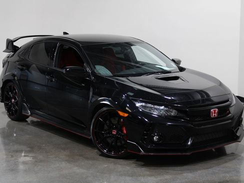 Used 2019 Honda Civic Type R image 3