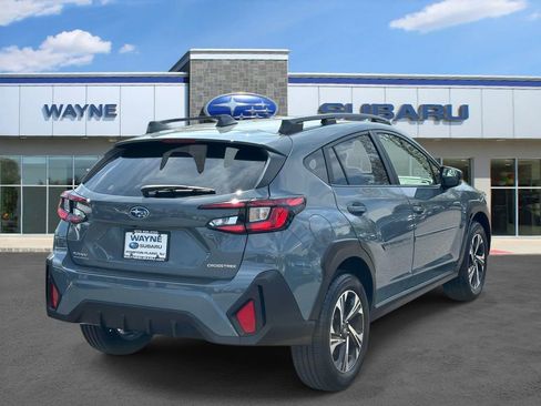 Certified 2025 Subaru Crosstrek 2.0i Premium image 4