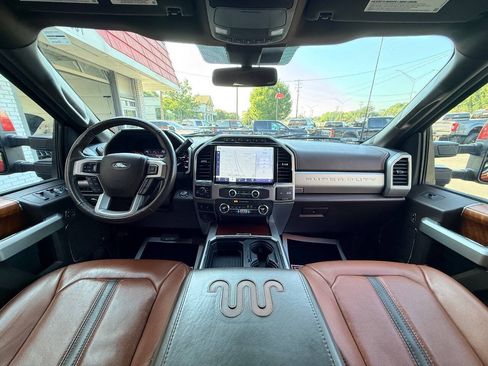 Used 2022 Ford F250 King Ranch w/ FX4 Off-Road Package AWD/4WD image 36