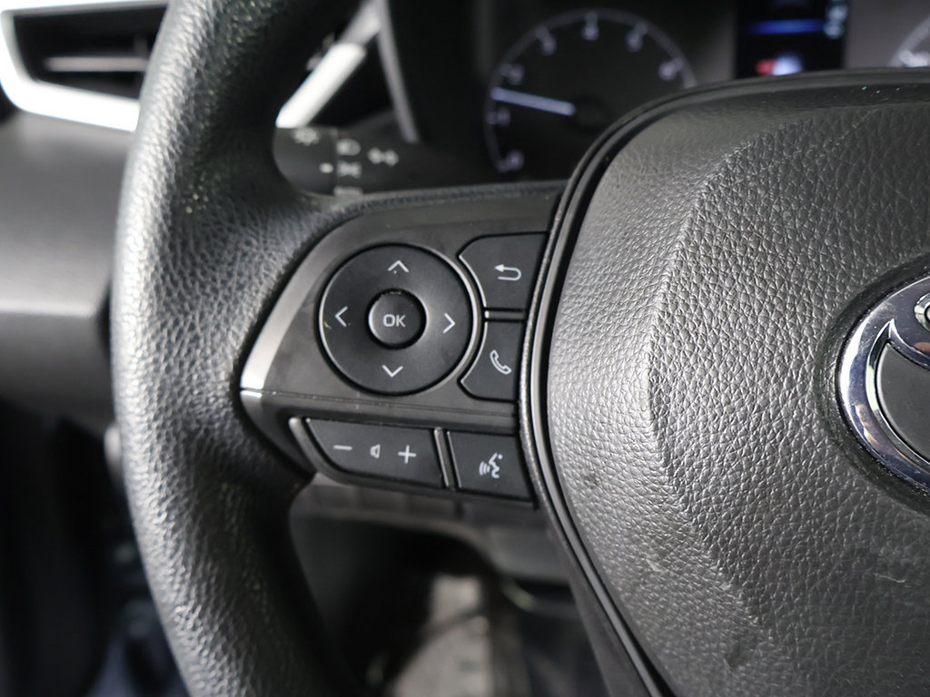 Used 2025 Toyota Corolla LE FWD image 35