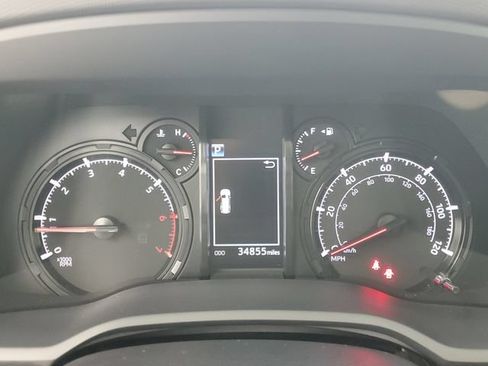 Used 2023 Toyota 4Runner SR5 Premium w/ Moonroof Package RWD image 24