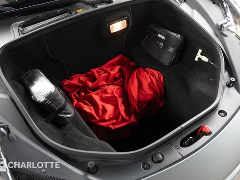 Used 2011 Ferrari 458 Italia Coupe RWD image 34