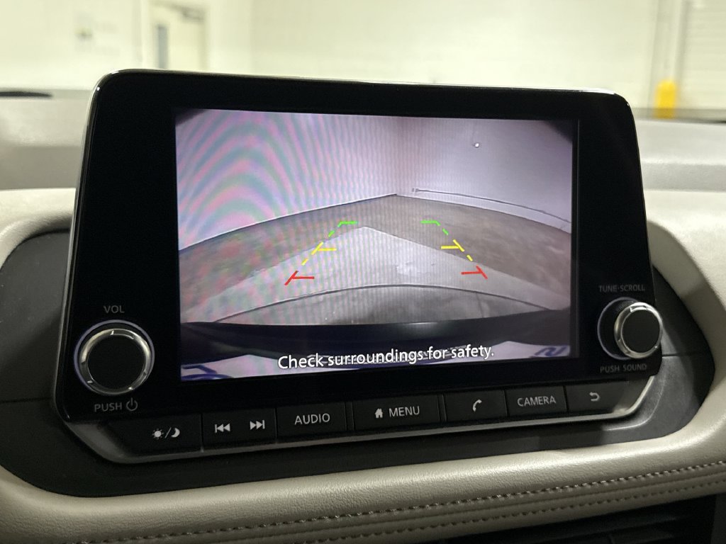 Used 2023 Nissan Rogue SV AWD/4WD image 15