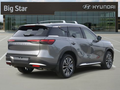 Used 2026 INFINITI QX60 Luxe w/ Cargo Package FWD image 4
