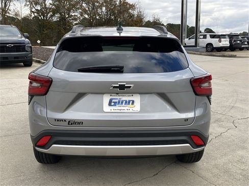 New 2026 Chevrolet Trax LT w/ Driver Confidence Package image 4