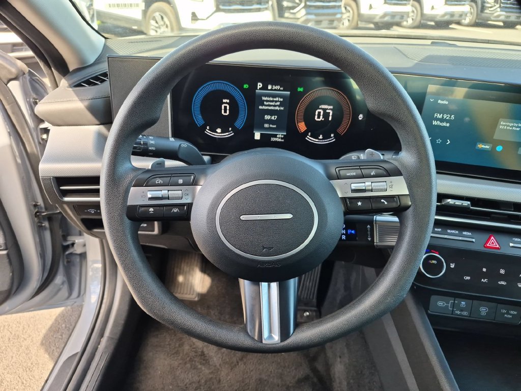 Used 2025 Hyundai Sonata SEL FWD image 23
