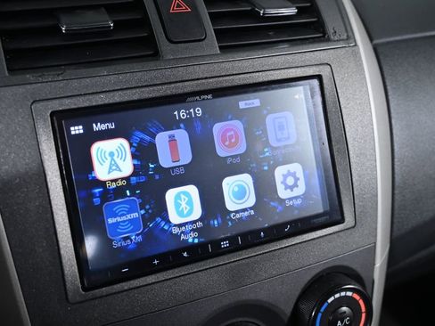 Used 2010 Toyota Corolla S image 13