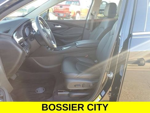 Used 2020 Buick Envision Essence FWD image 10