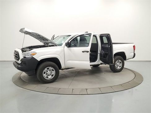 Used 2023 Toyota Tacoma SR image 11