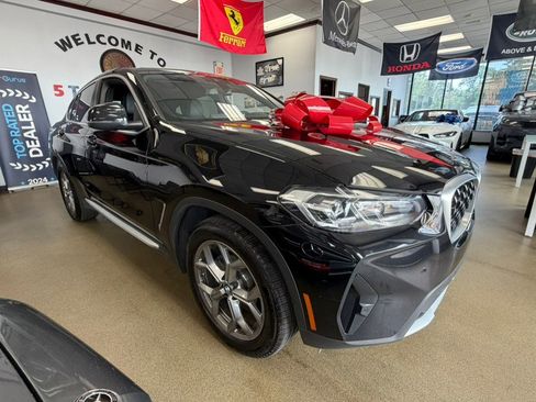 Used 2025 BMW X4 xDrive30i AWD/4WD image 12
