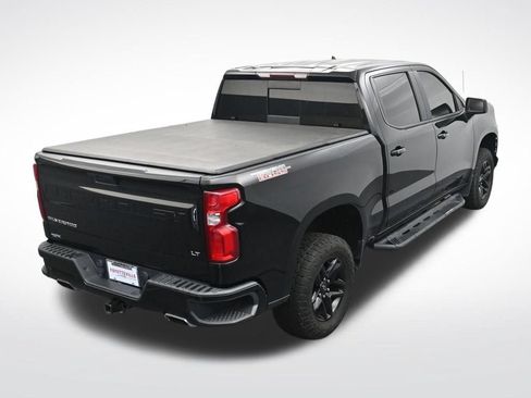 Used 2019 Chevrolet Silverado 1500 LT Trail Boss AWD/4WD image 24
