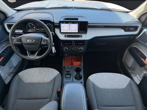 Used 2022 Ford Maverick XLT FWD image 10