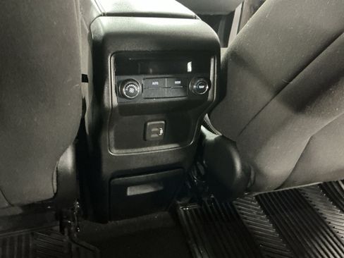 Used 2019 GMC Acadia SLE w/ Driver Alert Package I FWD image 12