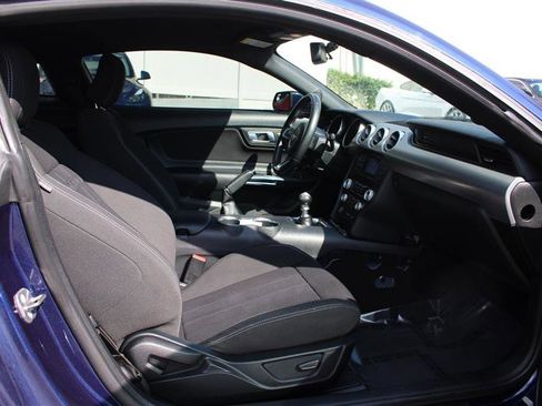 Used 2020 Ford Mustang GT image 12