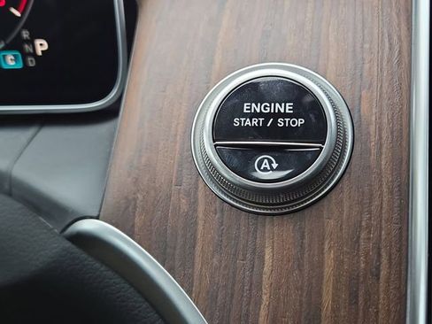 New 2026 Mercedes-Benz GLC 300 4MATIC image 11