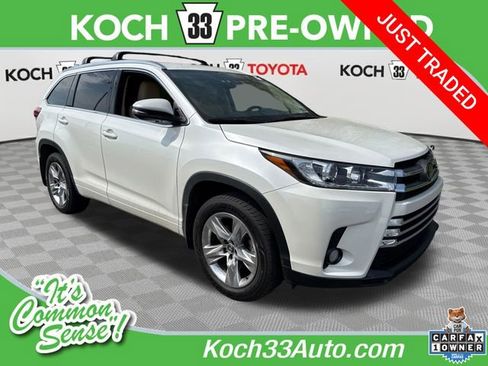 Used 2018 Toyota Highlander Limited image 1