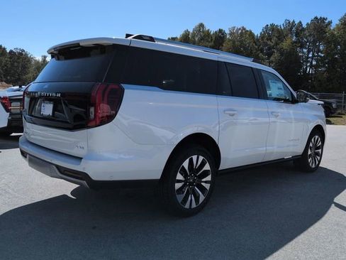 New 2025 Ford Expedition Max Platinum w/ Platinum Ultimate Package image 4