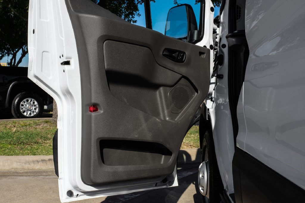 Used 2023 Ford Transit 250 148 High Roof AWD image 42