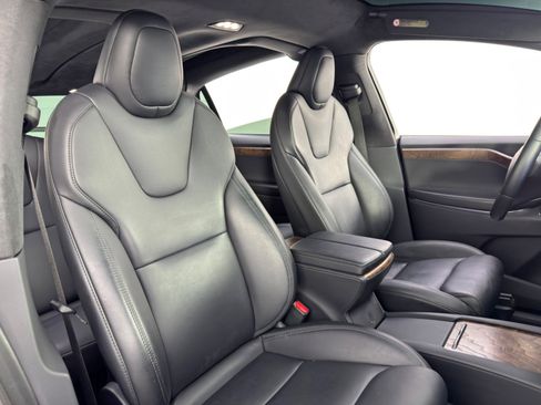 Used 2020 Tesla Model X Long Range image 36