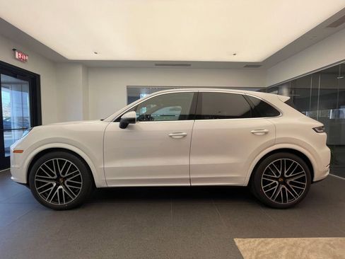 New 2026 Porsche Cayenne AWD/4WD image 2