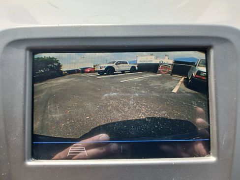 Used 2019 Chevrolet Equinox LT AWD/4WD image 14