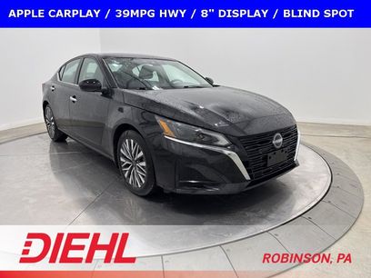 Used 2023 Nissan Altima 2.5 SV