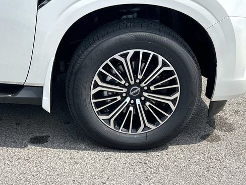 New 2026 Nissan Armada Platinum AWD/4WD image 9
