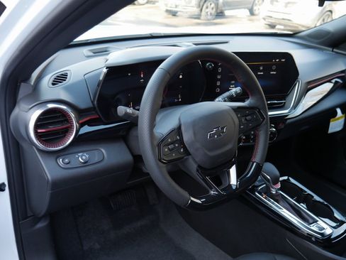 New 2026 Chevrolet Trax RS image 10