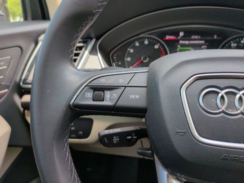 Certified 2023 Audi Q5 2.0T Premium w/ Convenience Package AWD/4WD image 18