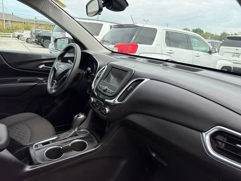 Used 2020 Chevrolet Equinox LT AWD/4WD image 24