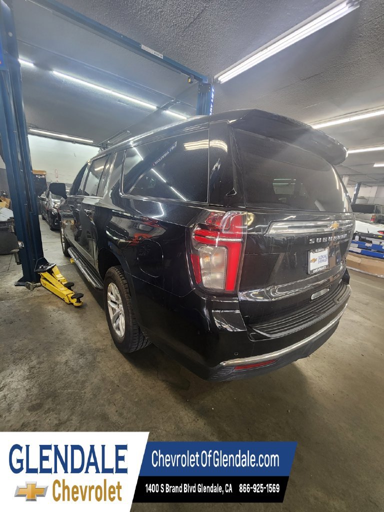 Used 2024 Chevrolet Suburban LT AWD/4WD image 4