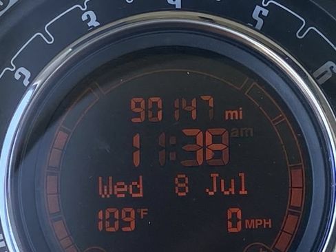 Used 2015 FIAT 500 Pop FWD image 31