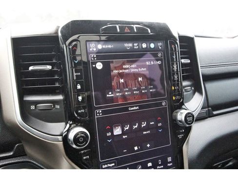 Used 2022 RAM 1500 Laramie w/ Laramie Southwest Edition image 22